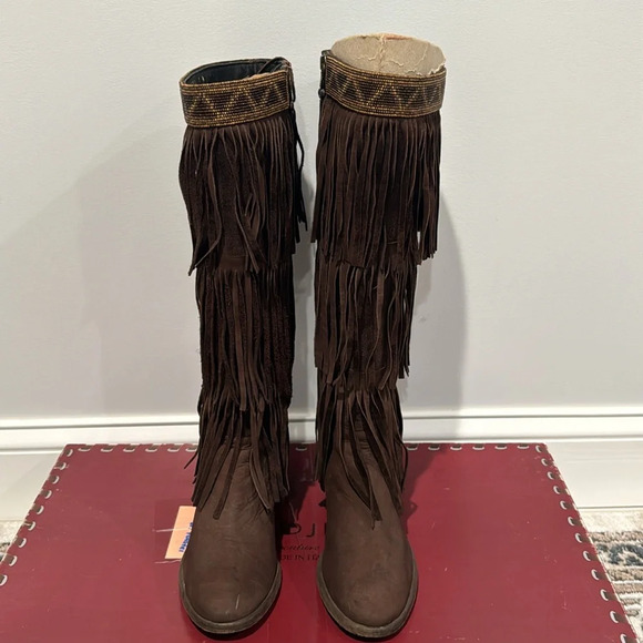 Donald Pliner Women’s Couture Brown Suede Fringe Boots Denise Knee High Beaded 7 - Picture 5 of 14
